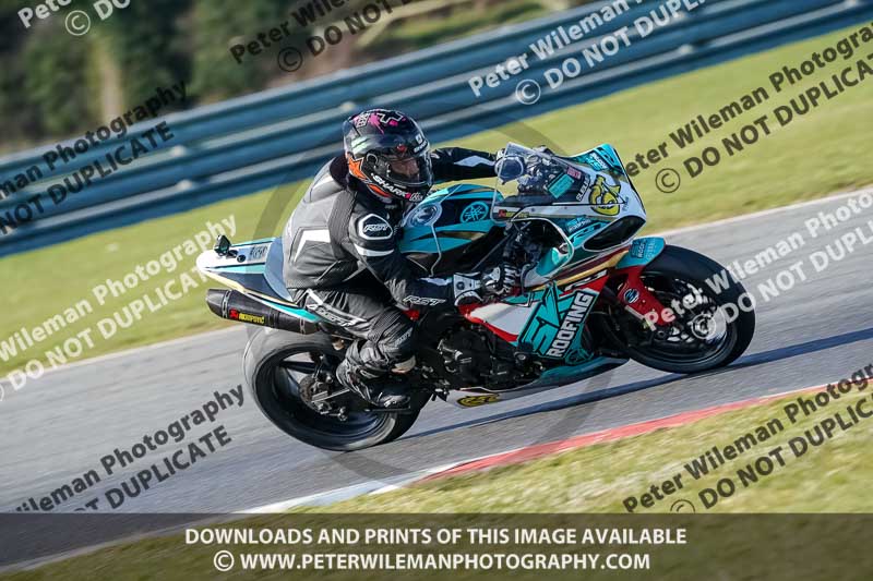 enduro digital images;event digital images;eventdigitalimages;no limits trackdays;peter wileman photography;racing digital images;snetterton;snetterton no limits trackday;snetterton photographs;snetterton trackday photographs;trackday digital images;trackday photos